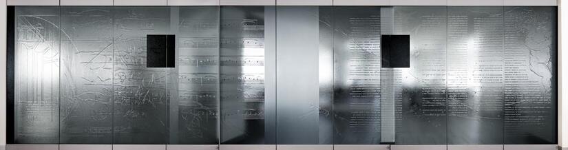 57a_Thierry_Boissel_Glaswand_gesamt